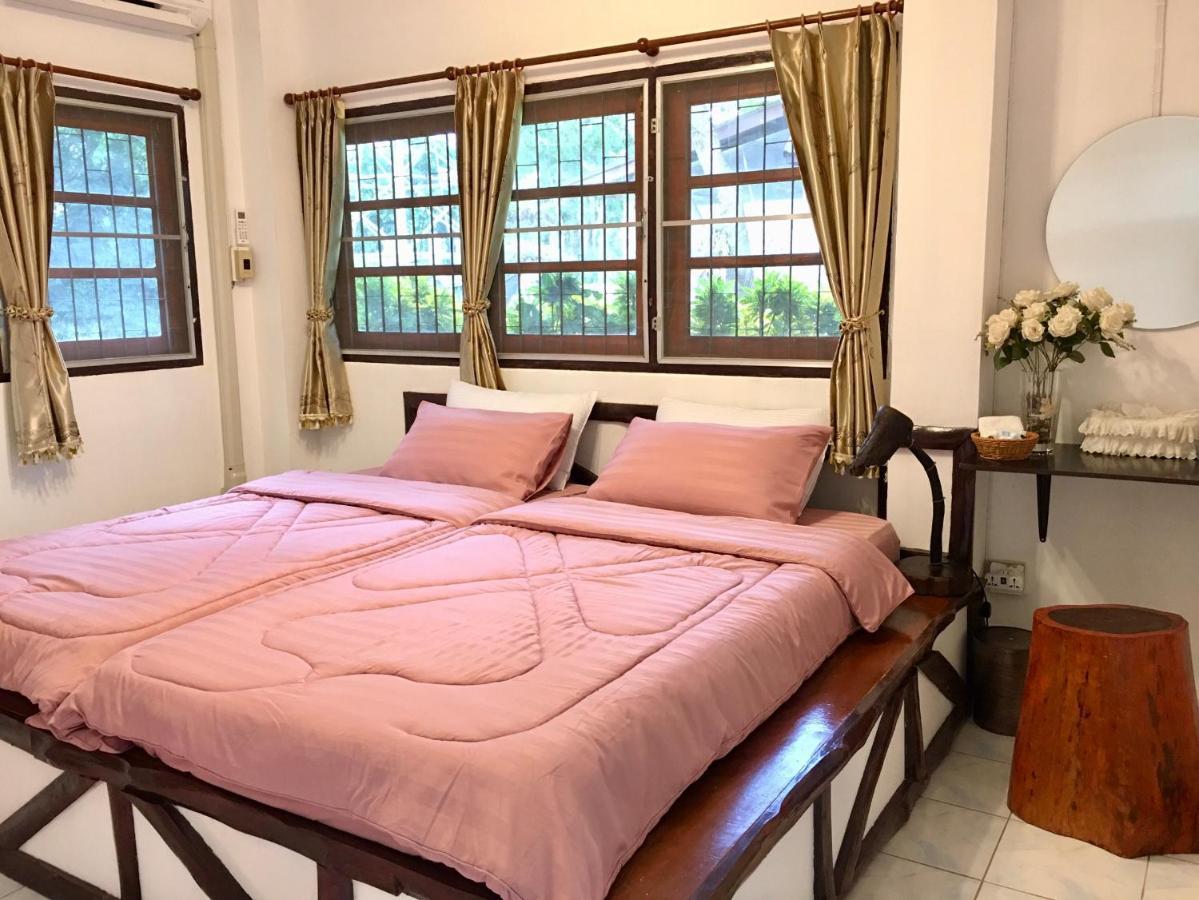 Nan Waterside Hong Bon Nern Bed & Breakfast Bagian luar foto