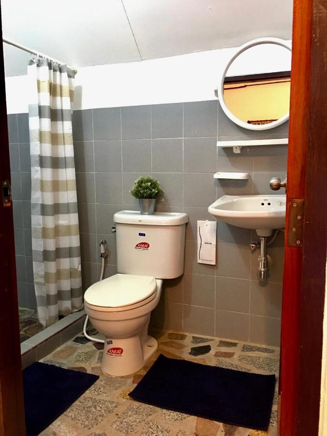 Nan Waterside Hong Bon Nern Bed & Breakfast Bagian luar foto