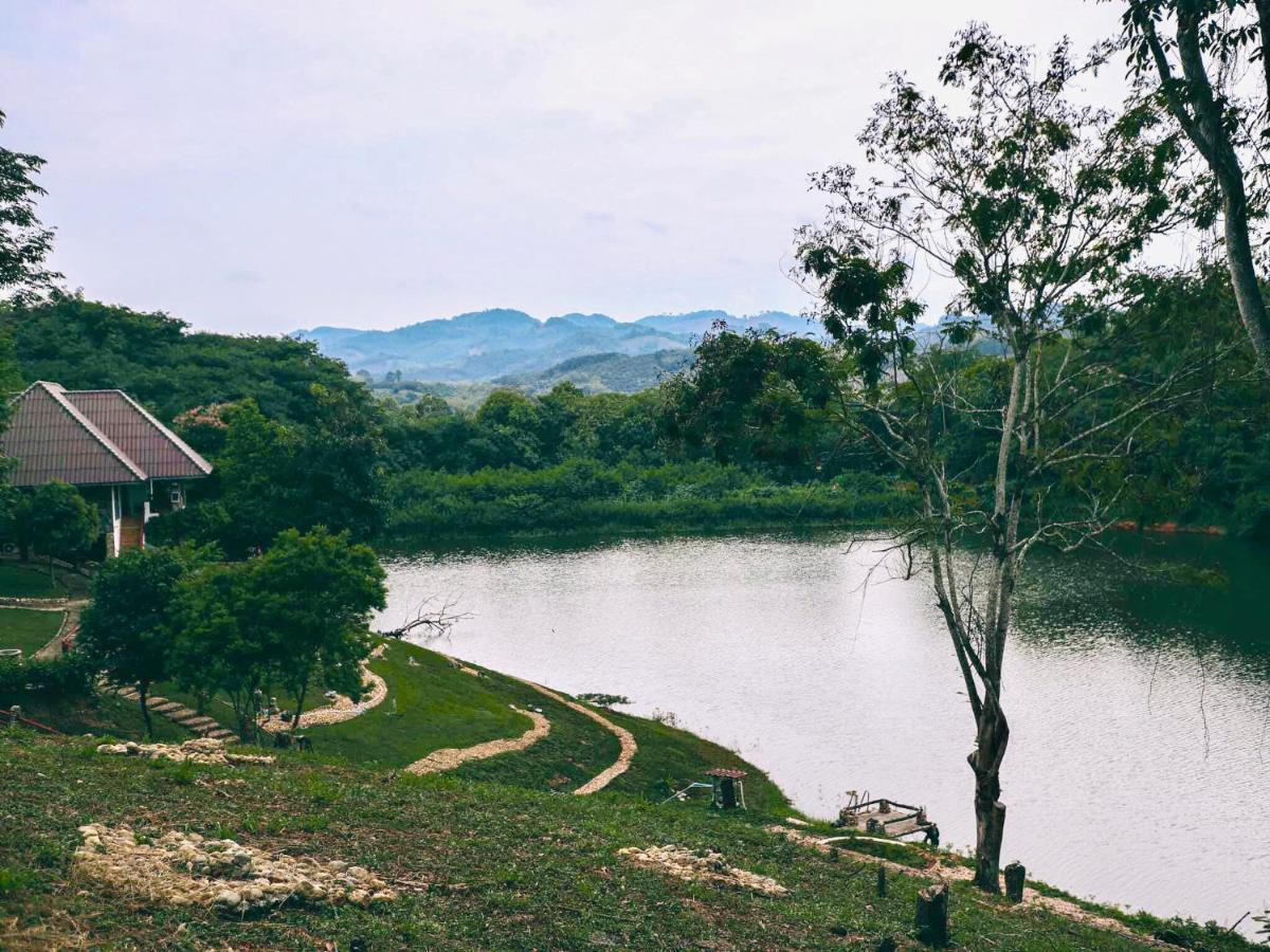 Nan Waterside Hong Bon Nern Bed & Breakfast Bagian luar foto