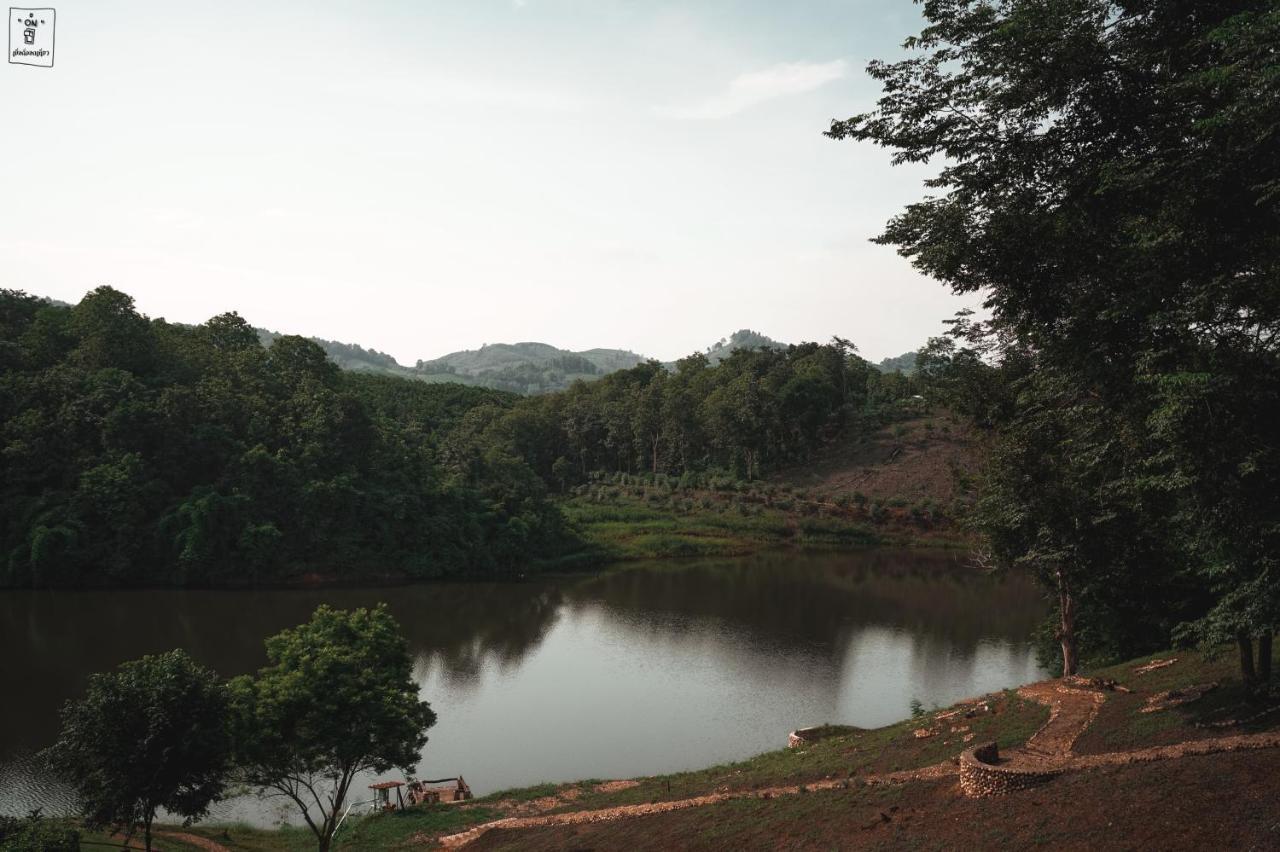 Nan Waterside Hong Bon Nern Bed & Breakfast Bagian luar foto