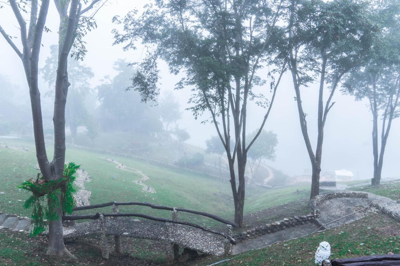 Nan Waterside Hong Bon Nern Bed & Breakfast Bagian luar foto