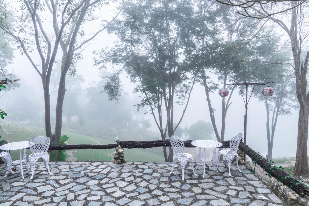 Nan Waterside Hong Bon Nern Bed & Breakfast Bagian luar foto